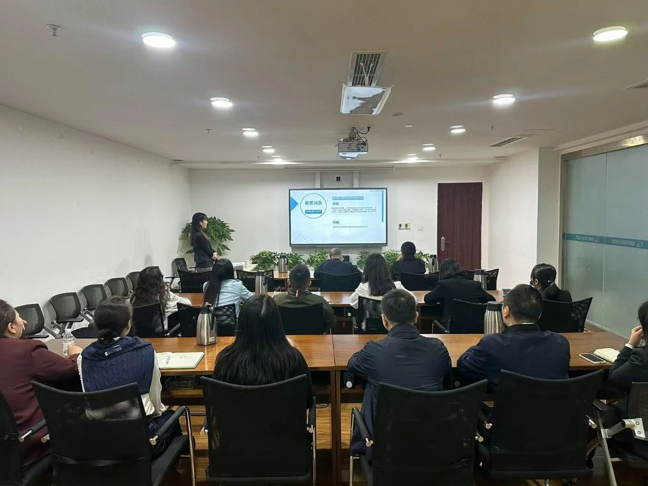 213bda424c9b2b58924b79d6bbecbd3b.jpg 213bda424c9b2b58924b79d6bbecbd3b.jpg